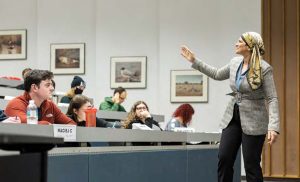 asifa quraishi-landes teaching in her classroom