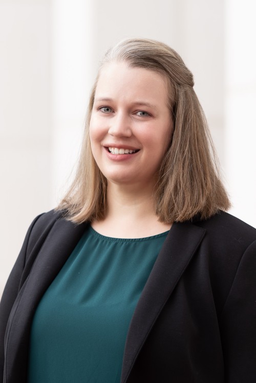 headshot of Rachel Burg
