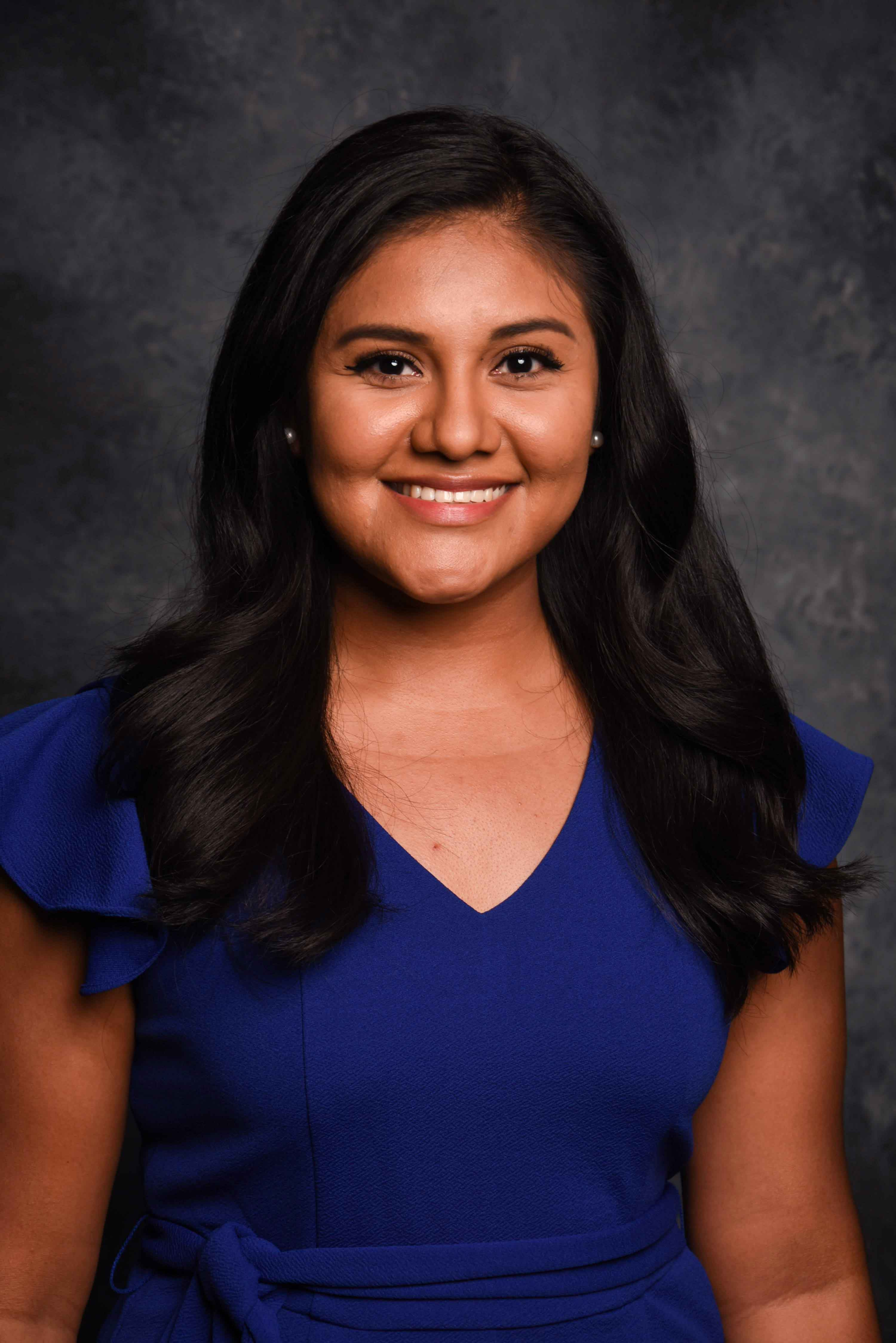 A headshot photo of Karen Suárez Jiménez.