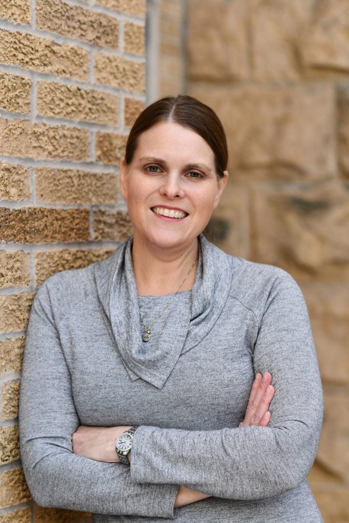 Headshot photo of Jennifer Binkley