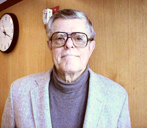 Headshot photo of Walter Raushenbush