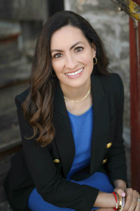 Headshot photo of Rebecca Scheller.